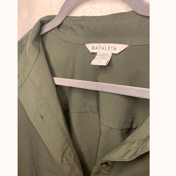 Athleta Cropped Stretch Tech Top Button Up Aspen Olive 2X - Picture 4 of 4
